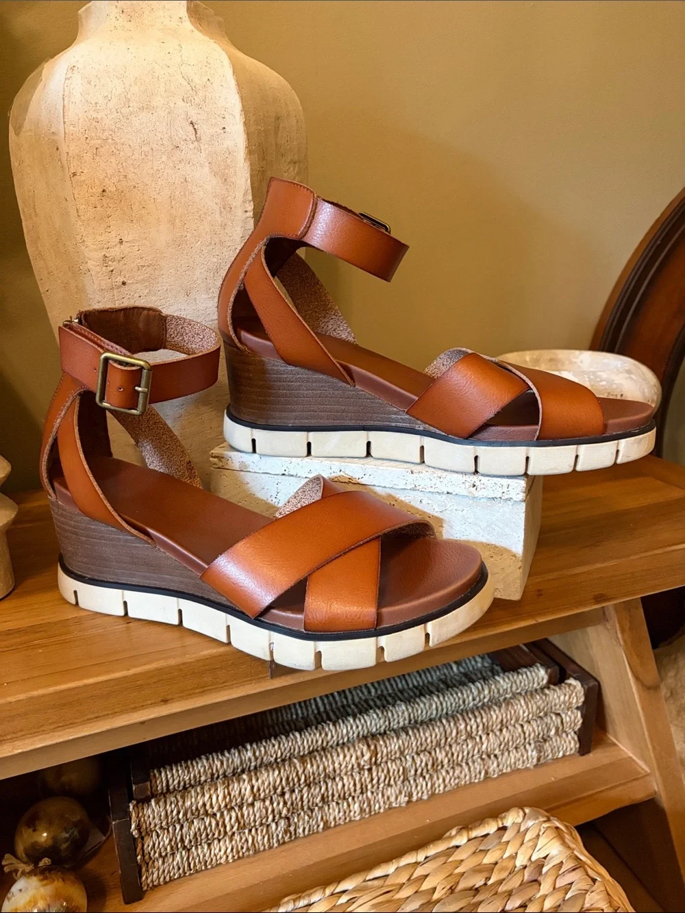 MIA stylish wedge